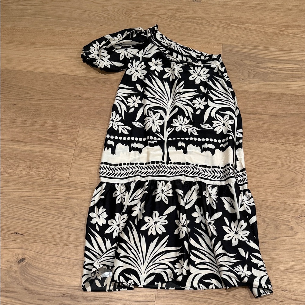 Mango Black and White one shoulder maxi dress Size M